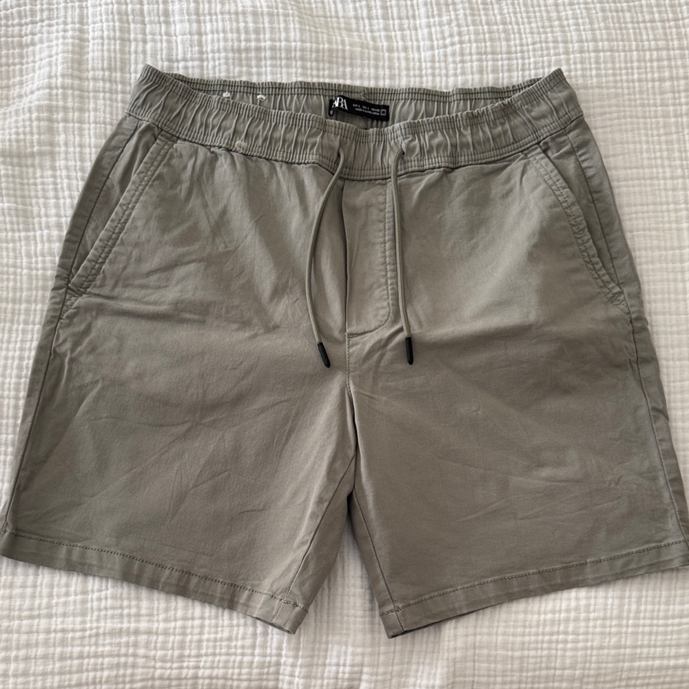 Men's Casual Shorts - Zara